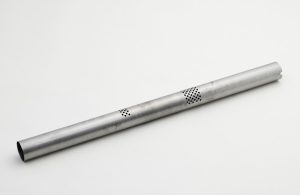 Φ44.8 アウター パンチングパイプ（板巻き加工・切り欠き加工）｜板巻き金属パイプ製造.com