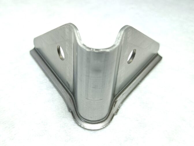 ステンレス製小物ブラケット｜板巻き金属パイプ製造.com
