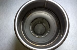 マフラーカッター（意匠性・パンチングパイプ）｜板巻き金属パイプ製造.com