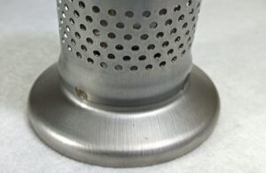 マフラーカッター（パンチングパイプ）｜板巻き金属パイプ製造.com