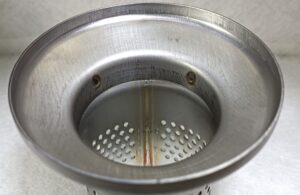 マフラーカッター（パンチングパイプ）｜板巻き金属パイプ製造.com