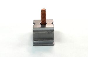 ブラケット+スタッドボルト付け加工｜板巻き金属パイプ製造.com