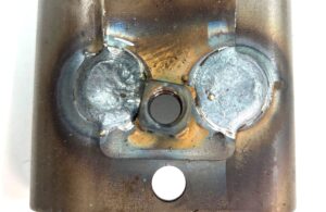 厚板ブラケット溶接加工｜板巻き金属パイプ製造.com